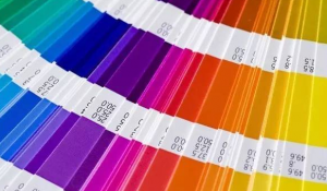 PANTONE(潘通)色卡，到底是什麽?