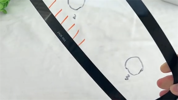 擋風玻璃霧度和透明度是多少？擋風玻璃霧度和透明度測量方法